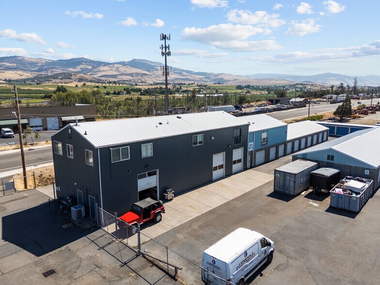 More Photos Of 1006 S Pacific Hwy, Talent Self Storage For Sale
