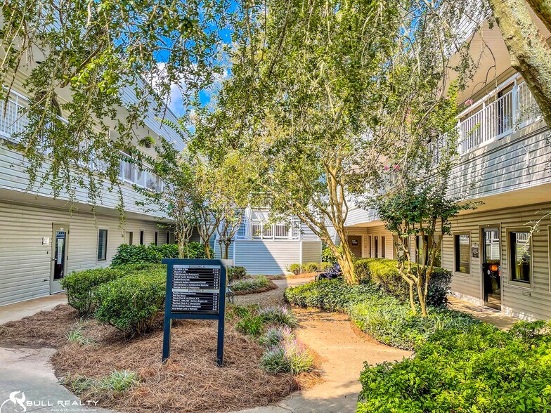 More Photos Of 6667 Vernon Woods Dr, Atlanta Medical For Lease