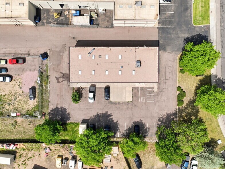 More Photos Of 949 Elkton Dr, Colorado Springs Warehouse For Lease