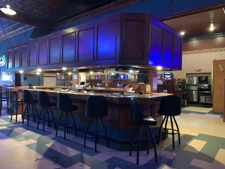 More Photos Of 106 Wibaux St N, Wibaux Storefront Retail Residential For Sale