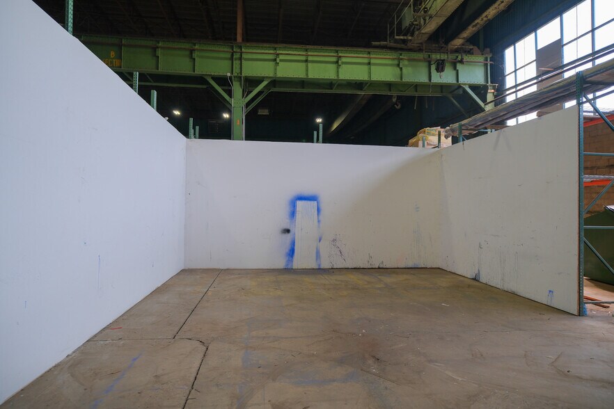More Photos Of 205 Campus Dr, Kearny Warehouse For Lease