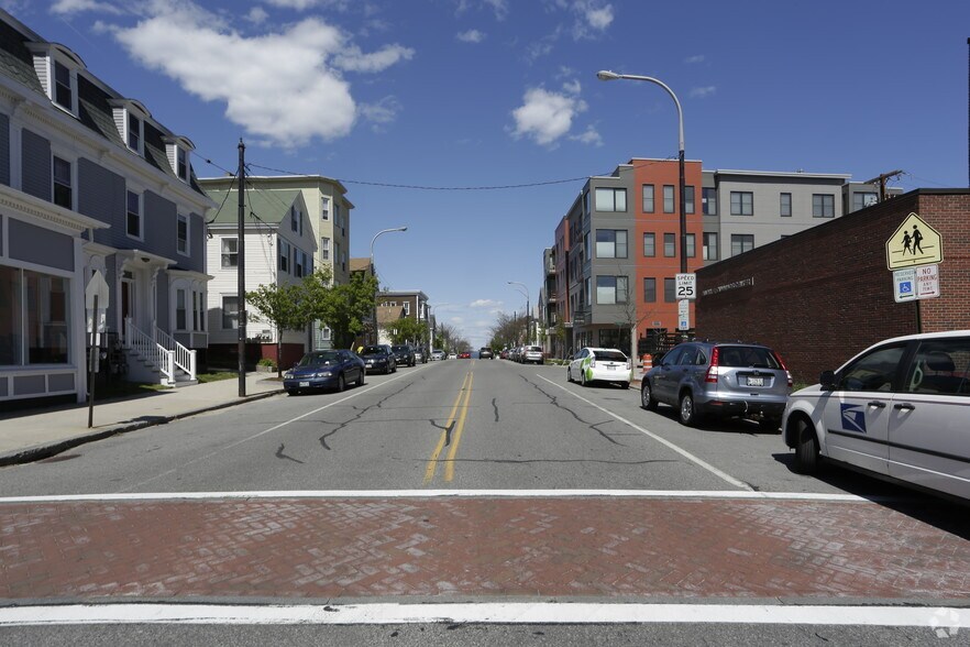 More Photos Of 1 North St, Portland Apartments For Lease
