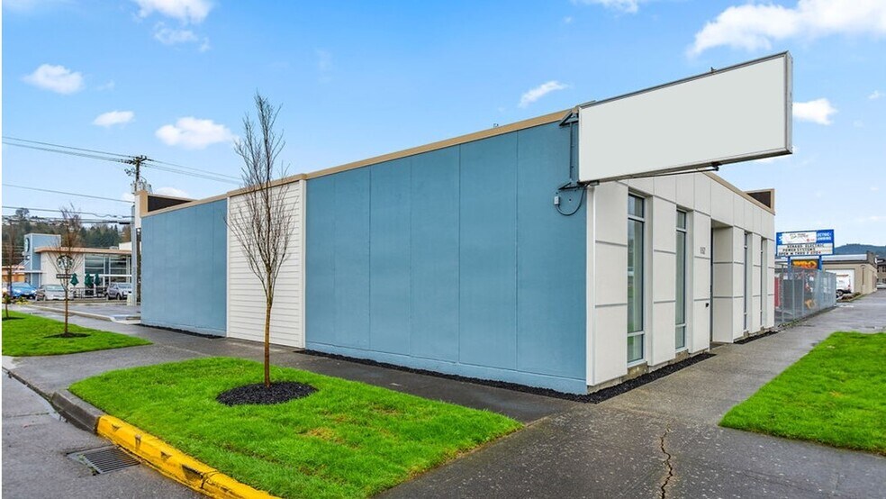 Primary Photo Of 852 Vandercook Way, Longview Freestanding For Lease