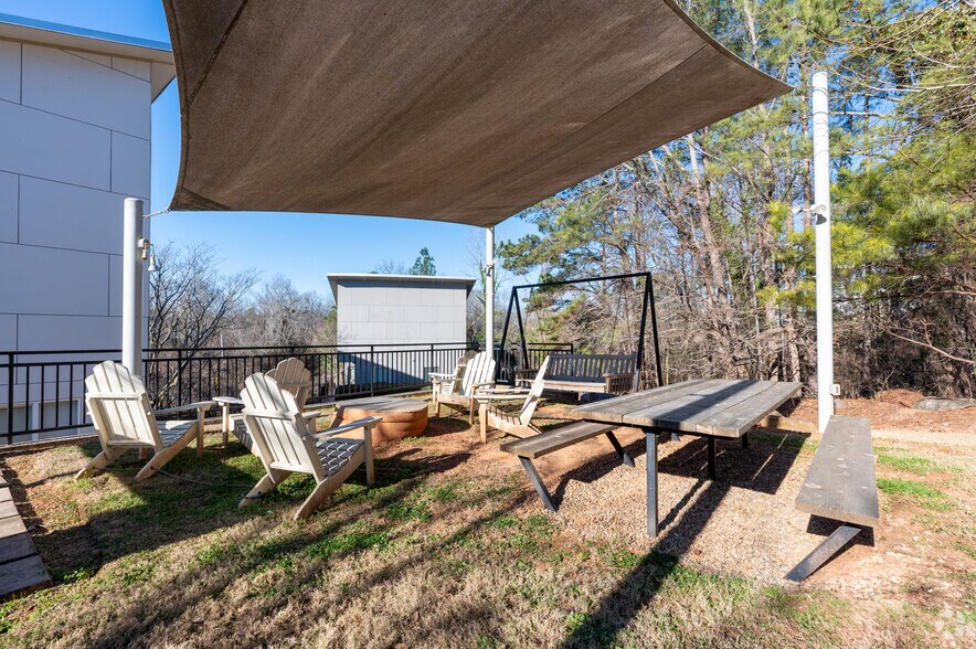 More Photos Of 1030 Dr Martin Luther King Pky, Athens Apartments For Sale