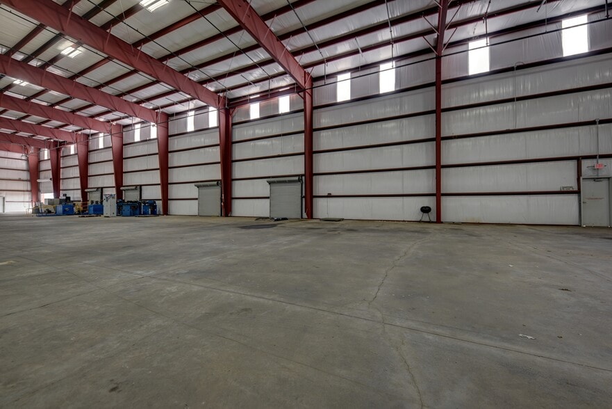 More Photos Of 25777 Nelson Rd, Hempstead Warehouse For Sale