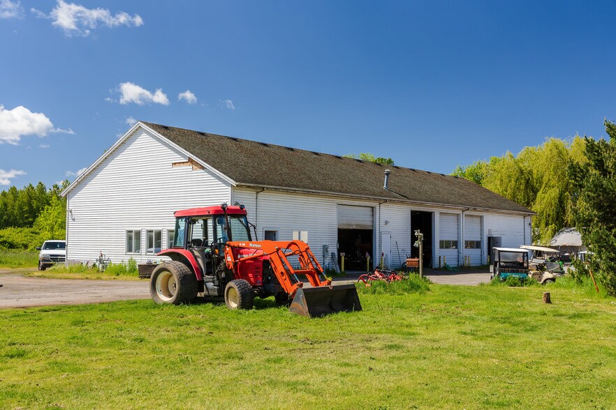 More Photos Of 5200 SW Rood Bridge Rd, Hillsboro Golf Course Driving Range For Sale