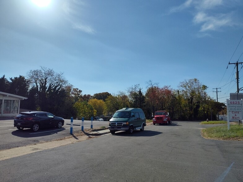 More Photos Of 6825 Richmond Hwy, Alexandria Freestanding For Sale