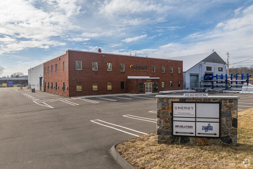 Primary Photo Of 252-262 Depot Rd, Milford Light Distribution For Lease