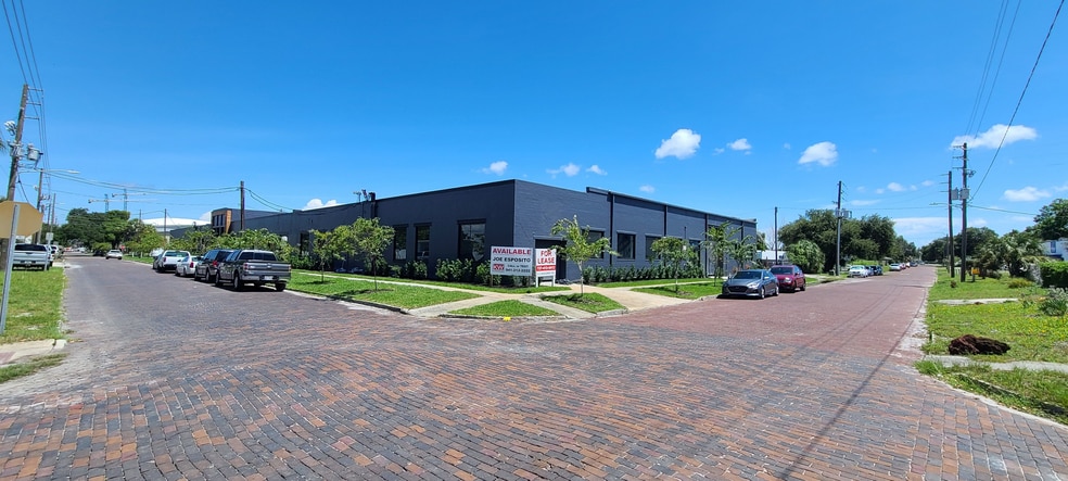 More Photos Of 2200 2nd Ave S, Saint Petersburg Flex For Lease