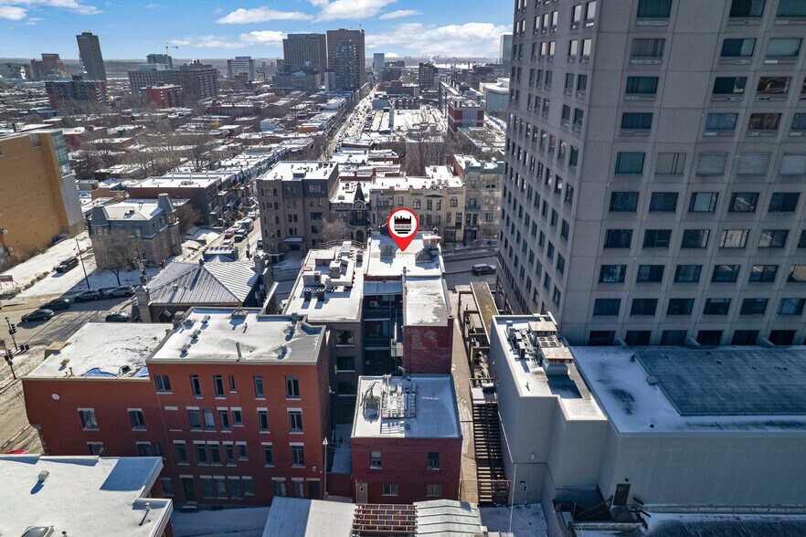 More Photos Of 525 Rue Sherbrooke E, Montréal Office For Lease