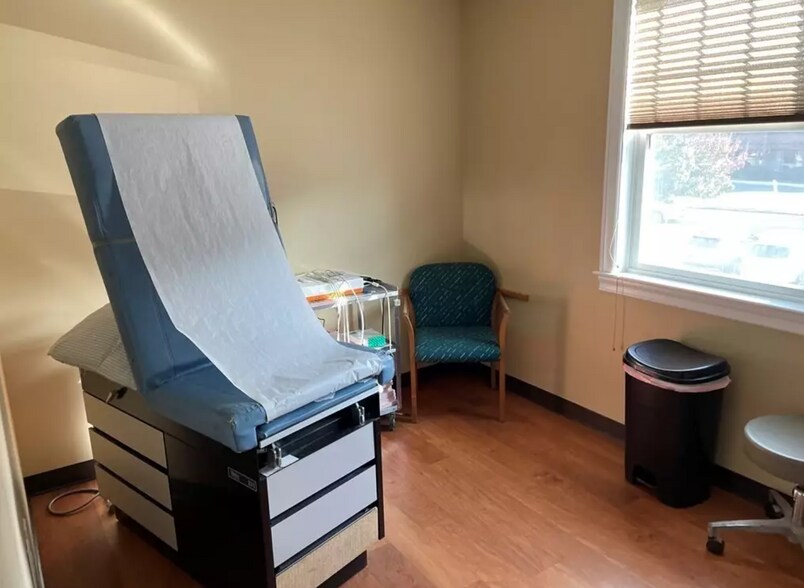 More Photos Of 380 Merrimack St, Methuen Medical For Sale