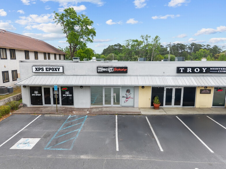 More Photos Of 10510 Abercorn St, Savannah Freestanding For Lease