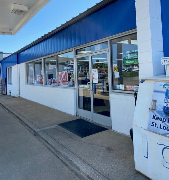 More Photos Of 1700 Ford Ln, Saint Charles Carwash For Sale