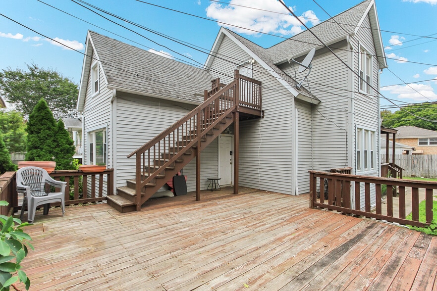 More Photos Of 6046 W Giddings, Chicago Apartments For Sale