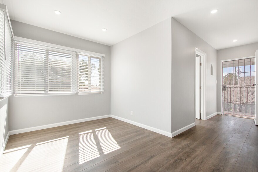 More Photos Of 411 G St, Chula Vista Apartments For Sale