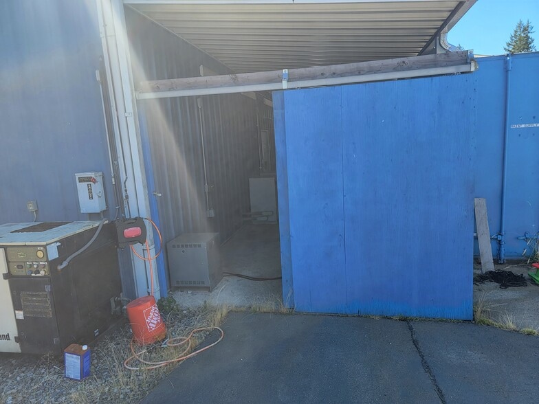 More Photos Of 16371 E State Route 3, Allyn Distribution For Sale