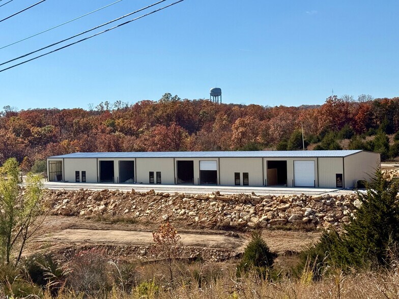 More Photos Of 350 Stonetree Drive, Branson Industrial For Lease
