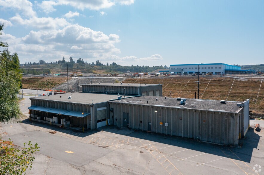 More Photos Of 6300 Glenwood Ave, Everett Warehouse For Sale