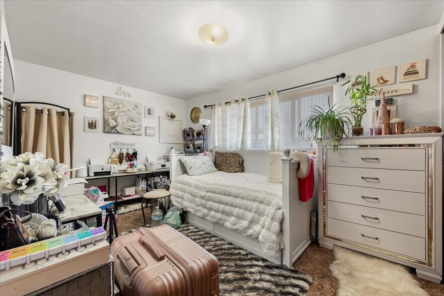 More Photos Of 236 Haas Ave, San Leandro Apartments For Sale