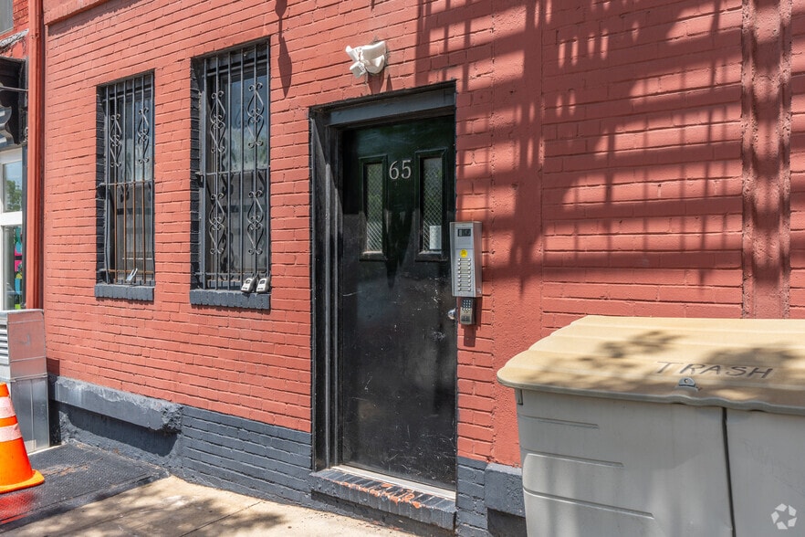 More Photos Of 65 Atlantic Ave, Brooklyn Apartments For Sale