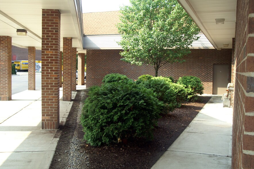 More Photos Of 161 Boston Ave, Bridgeport Unknown For Lease