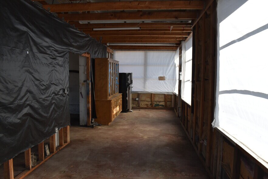 More Photos Of 23771 NE Wa-3, Belfair Auto Dealership For Lease