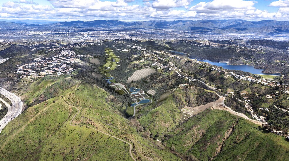 More Photos Of 1 Senderos Canyon, Los Angeles Land For Sale