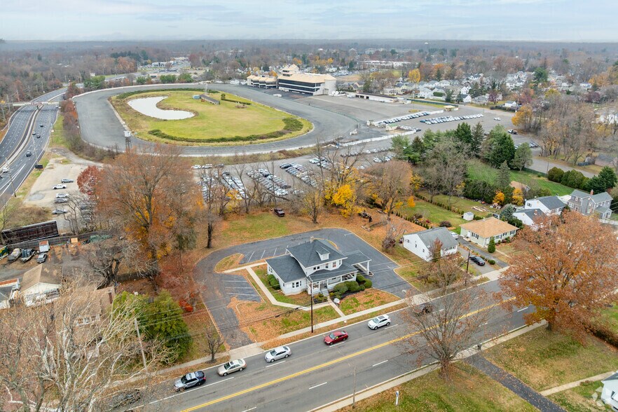 More Photos Of 149 W Main St, Freehold Office For Sale
