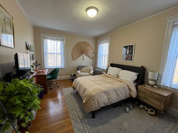 More Photos Of 10-12 Greenway Ct, Brookline Apartments For Sale