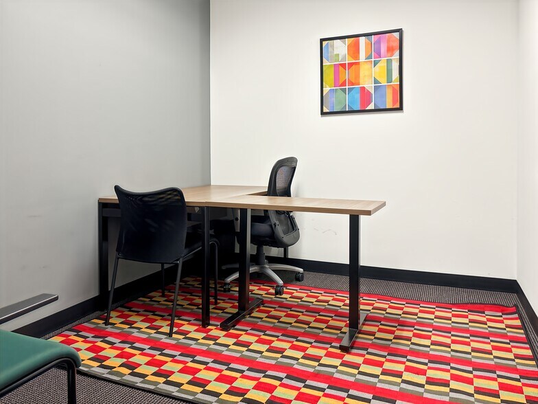 More Photos Of 2219 Rimland Dr, Bellingham Coworking Space