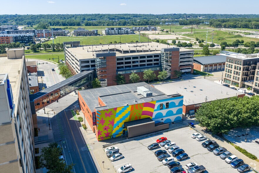 More Photos Of 204 12th St, Des Moines Office For Lease