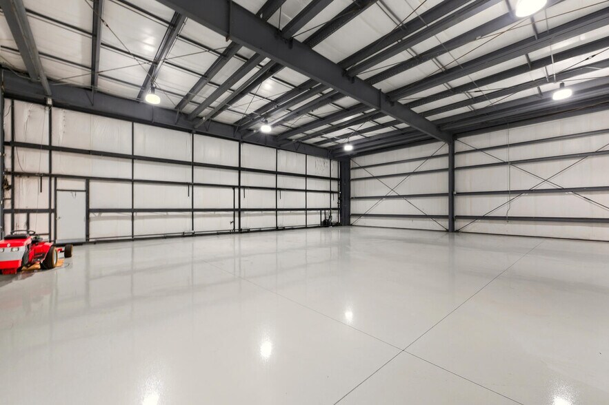 More Photos Of 318 Citation Pt, Naples Airplane Hangar For Sale