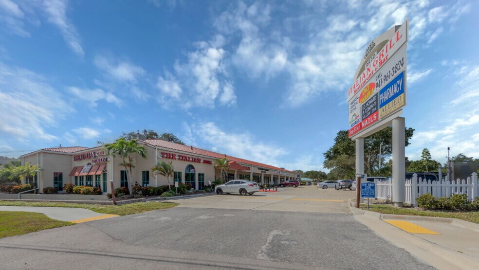 More Photos Of 8620 S Tamiami Trl, Sarasota Storefront Retail Office For Lease