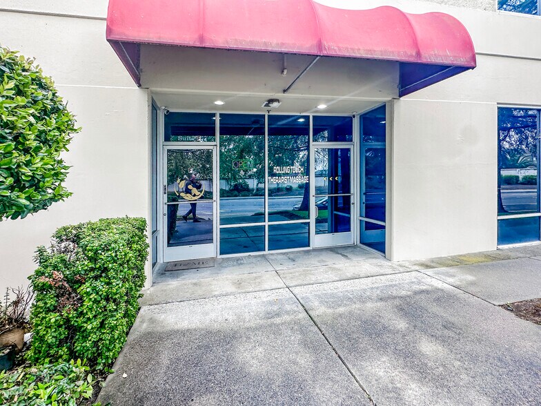 More Photos Of 110 Railroad Ave, Suisun City Flex For Lease
