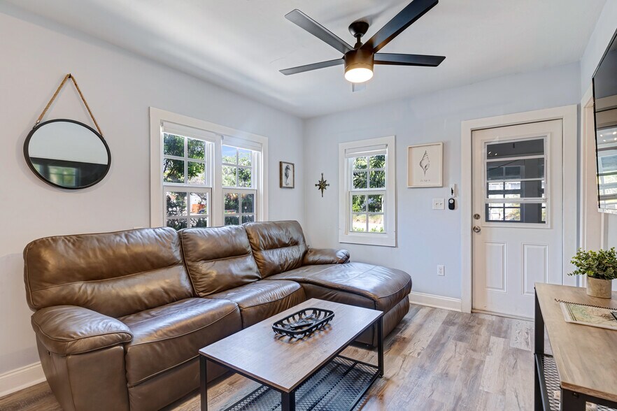 More Photos Of 314 S Federal Hwy, Lake Worth Beach Apartments For Sale