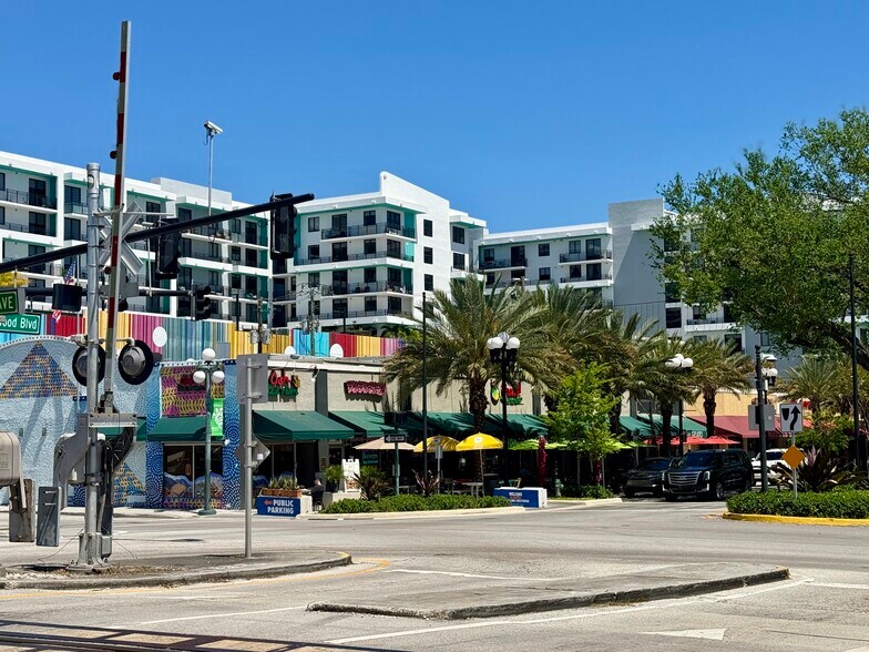 More Photos Of 140 S Dixie Hwy, Hollywood Apartments For Sale