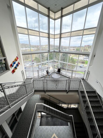 More Photos Of 501 Technology Dr, Canonsburg Office For Lease