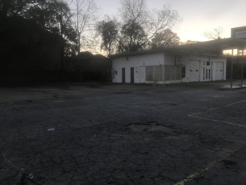 More Photos Of 669 Pryor St, Atlanta General Retail For Sale