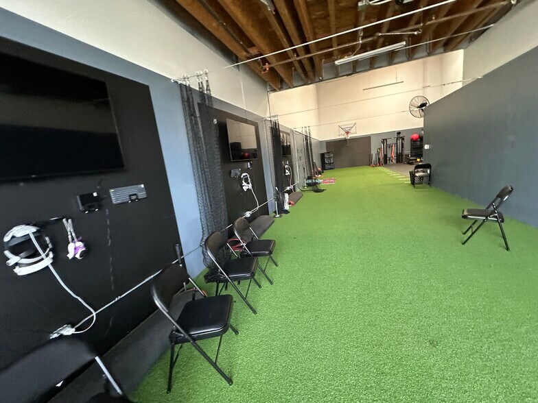 More Photos Of 861 Harold Pl, Chula Vista Research And Development For Sale