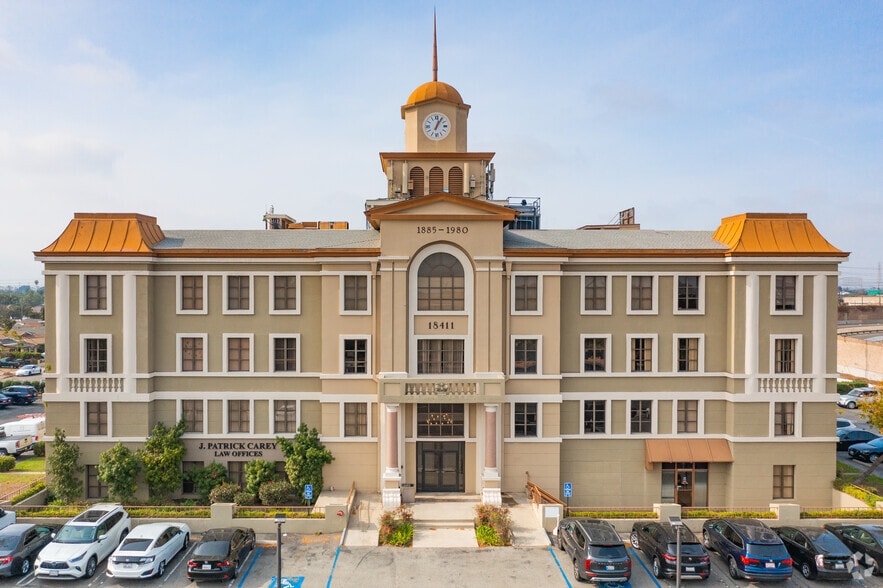 More Photos Of 18411 Crenshaw Blvd, Torrance Medical For Lease