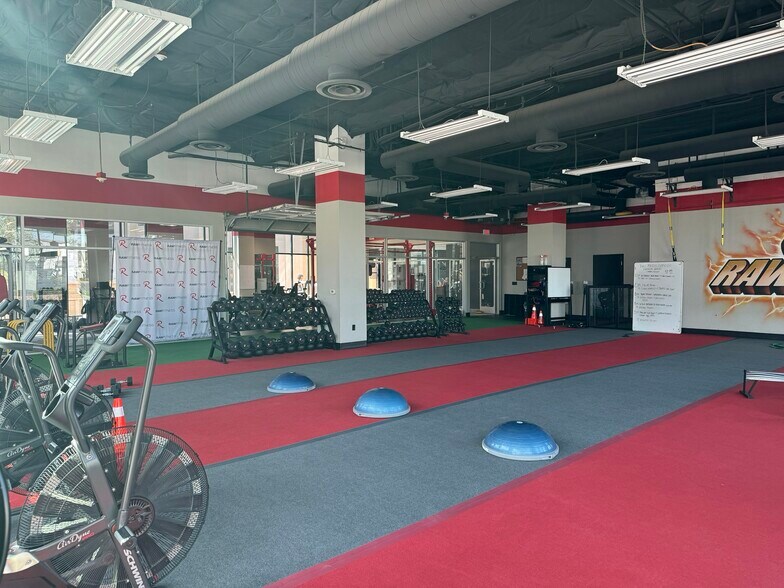 More Photos Of 9205 W Russell Rd, Las Vegas Office For Lease