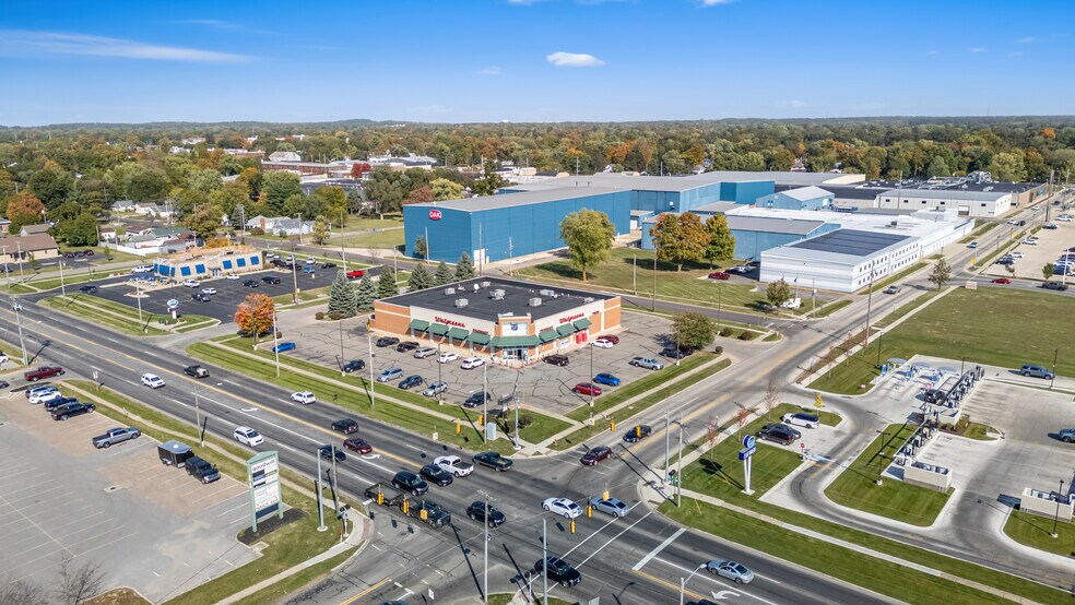 More Photos Of 950 S Centerville Rd, Sturgis Drugstore For Sale