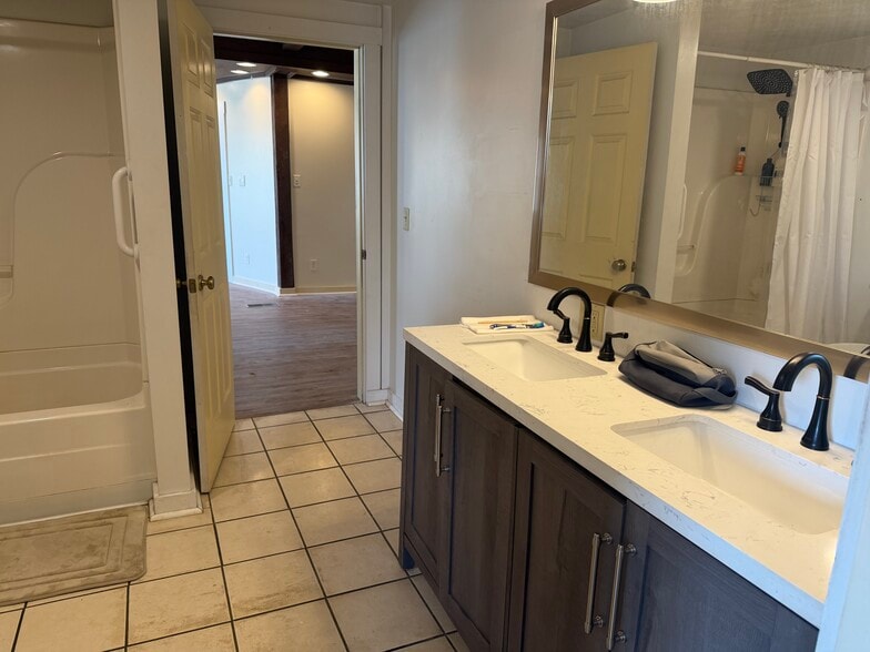 More Photos Of 46 Jefferson St, Brookville Storefront Retail Residential For Sale