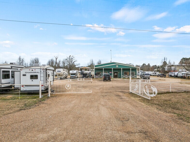 More Photos Of 1242 Loop 179, Pittsburg Specialty For Sale