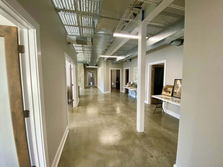 More Photos Of 3304 N State St, Jackson Loft Creative Space For Lease