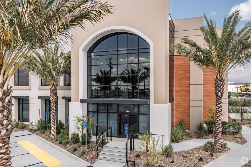 More Photos Of 4416 Azusa Canyon Rd, Irwindale Distribution For Sale