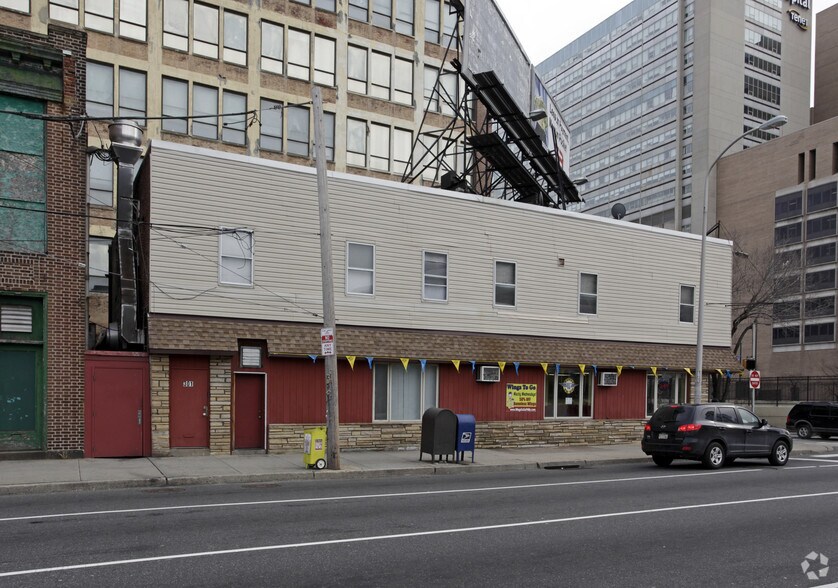 More Photos Of 1439 Vine St, Philadelphia Restaurant For Lease