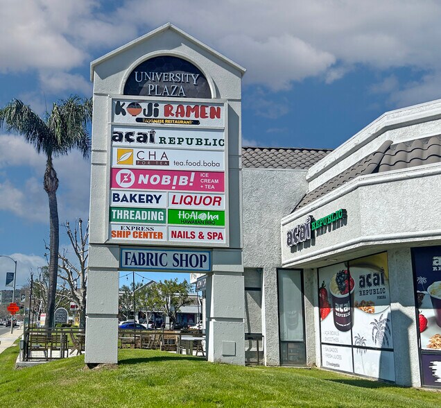 Primary Photo Of 3530 W Temple Ave, Pomona Storefront Retail Office For Lease