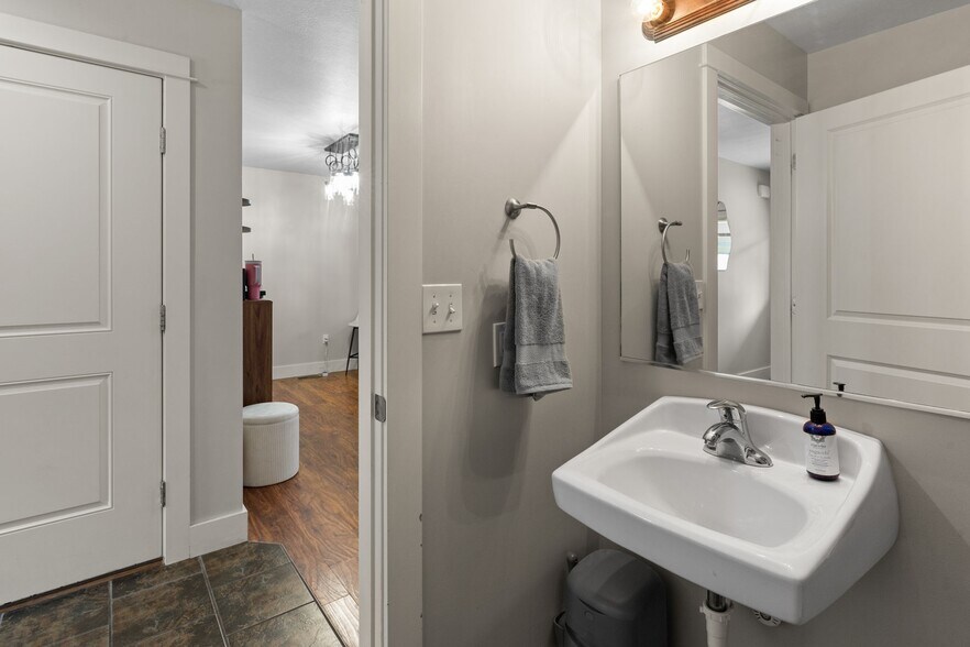 More Photos Of 440 Ice Center Ln, Bozeman Apartments For Sale