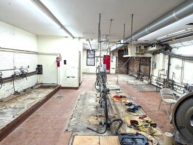 More Photos Of 217 W 80th St, New York Storefront Retail Residential For Sale